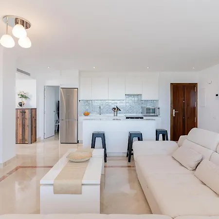 Amazing New Apt.-3 Rooms-6 Pools-spa 601 *